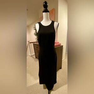 VERA WANG: Elegant Black Evening Dress